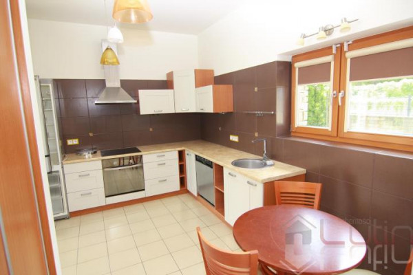 krakowski, Mogilany, Parkowe Wzgórze, **Mogilany**Parkowe Wzgórze**140 m2**Dom do wynajęcia ***
