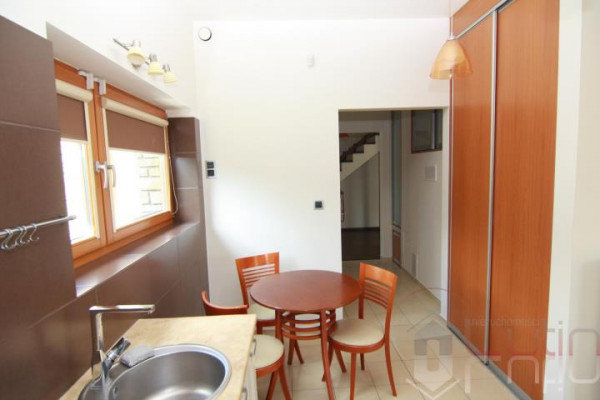 krakowski, Mogilany, Parkowe Wzgórze, **Mogilany**Parkowe Wzgórze**140 m2**Dom do wynajęcia ***