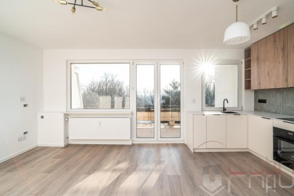 Krak&oacute;w, Bronowice, Armii Krajowej, **Słoneczne**Rozkładowe**Do wejścia**Top Lokalizacja