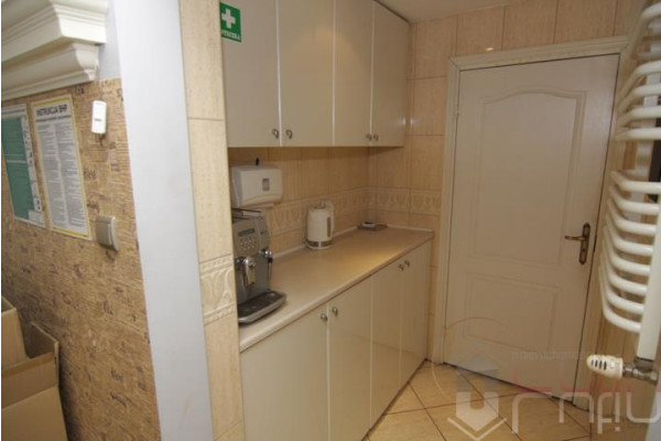 Krak&oacute;w, Krowodrza, Oboźna, **Frontowy Lokal**45 m2**Biuro**Usługi