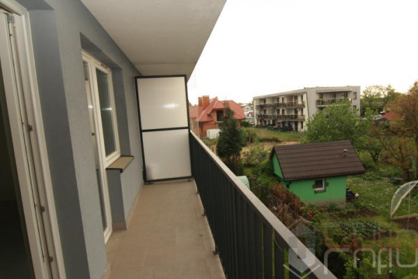 Krak&oacute;w, Wzg&oacute;rza Krzesławickie, Niebyła, Rozkładowe**Taras**Balkon**3 pokoje**